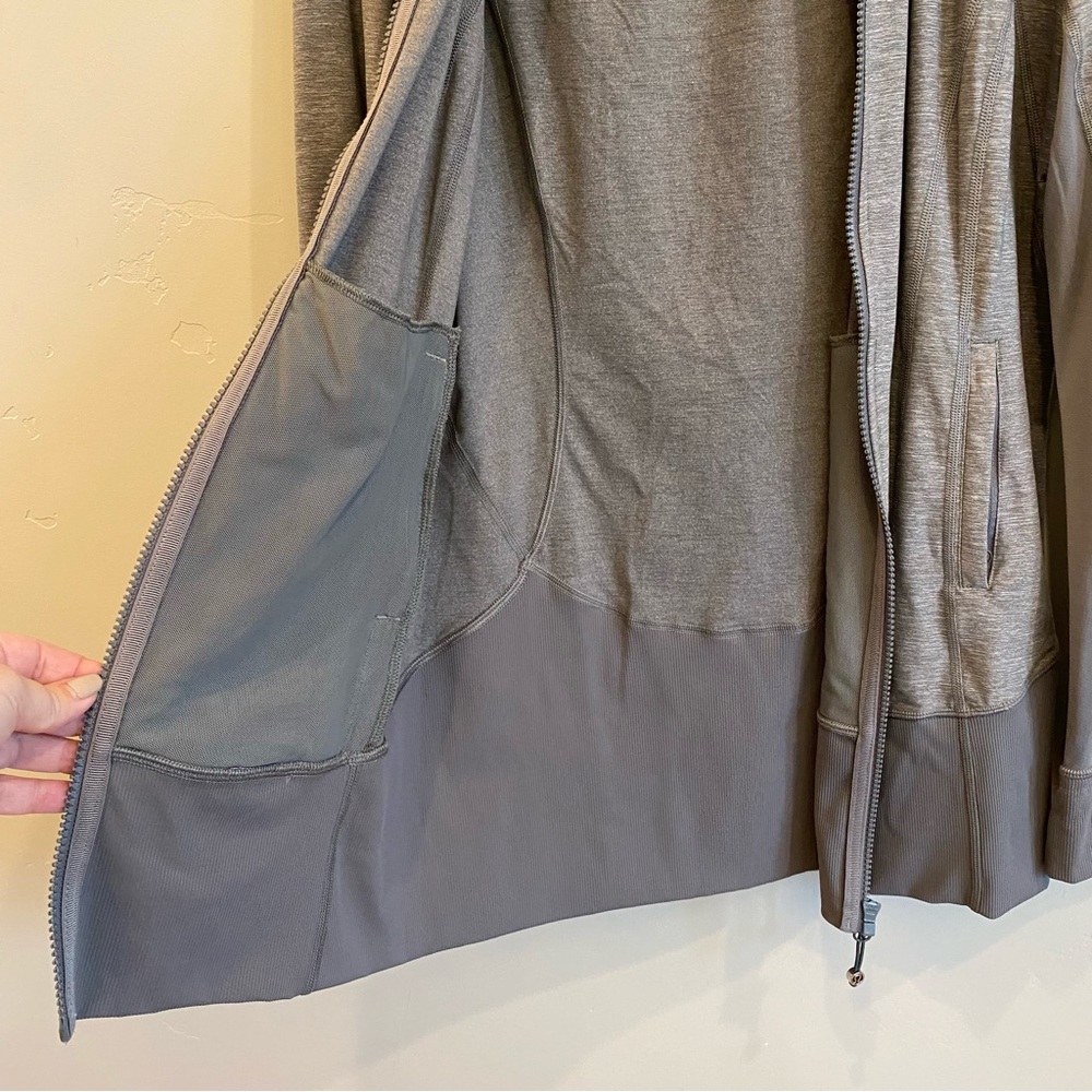 LULULEMON Daily Practice Jacket Heathered Slate Grey - Picture 9 of 16